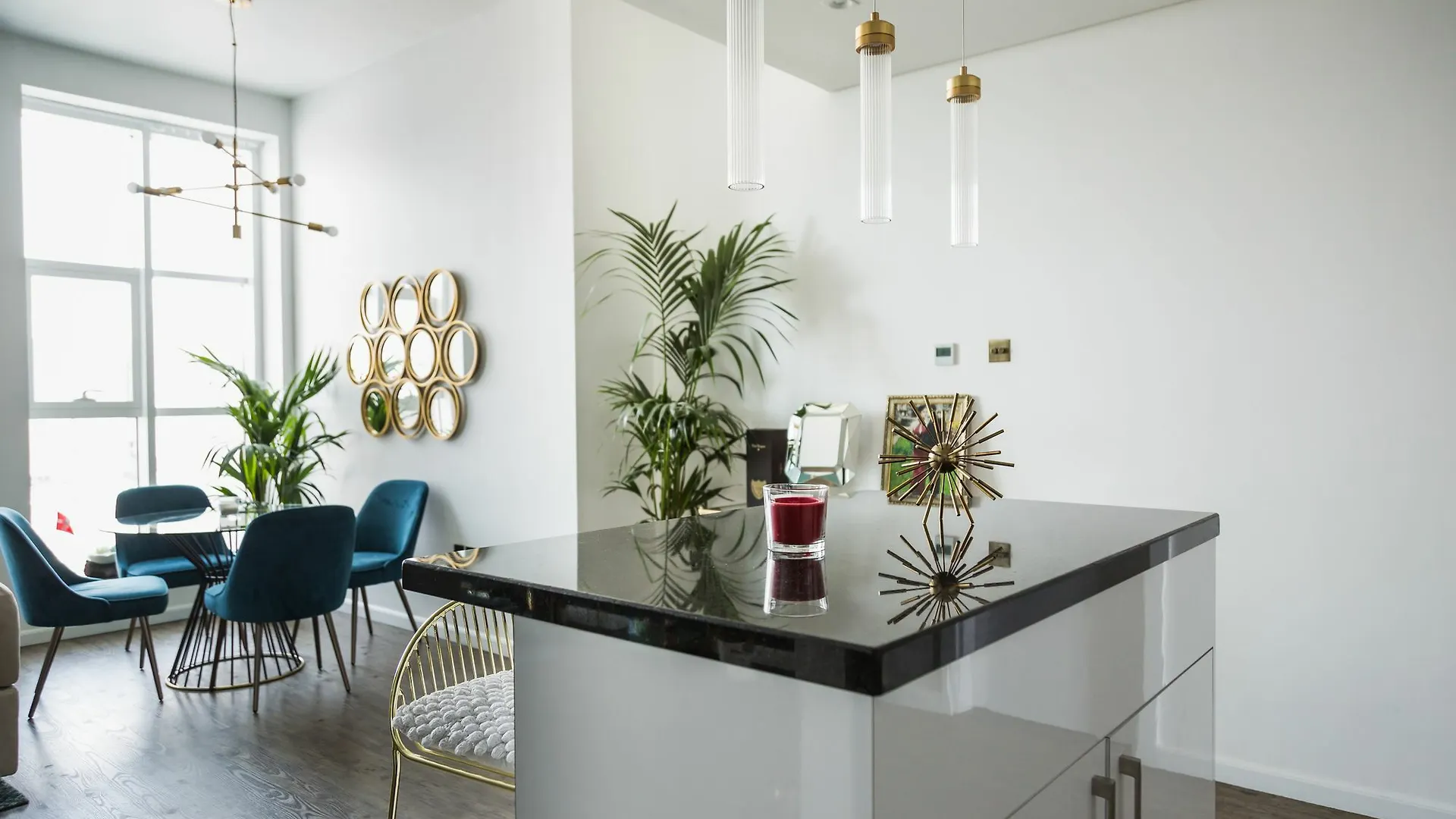 Higuests Vacation Homes - Marina Arcade Dubai